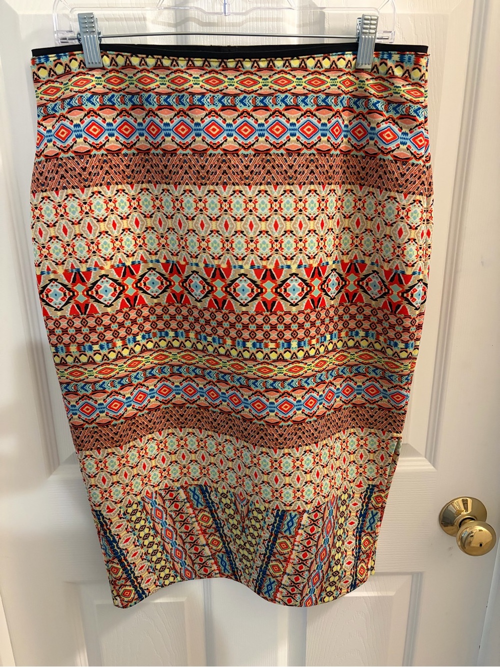 Bisou Bisou Cream Multicolor Geometric Pencil Skirt